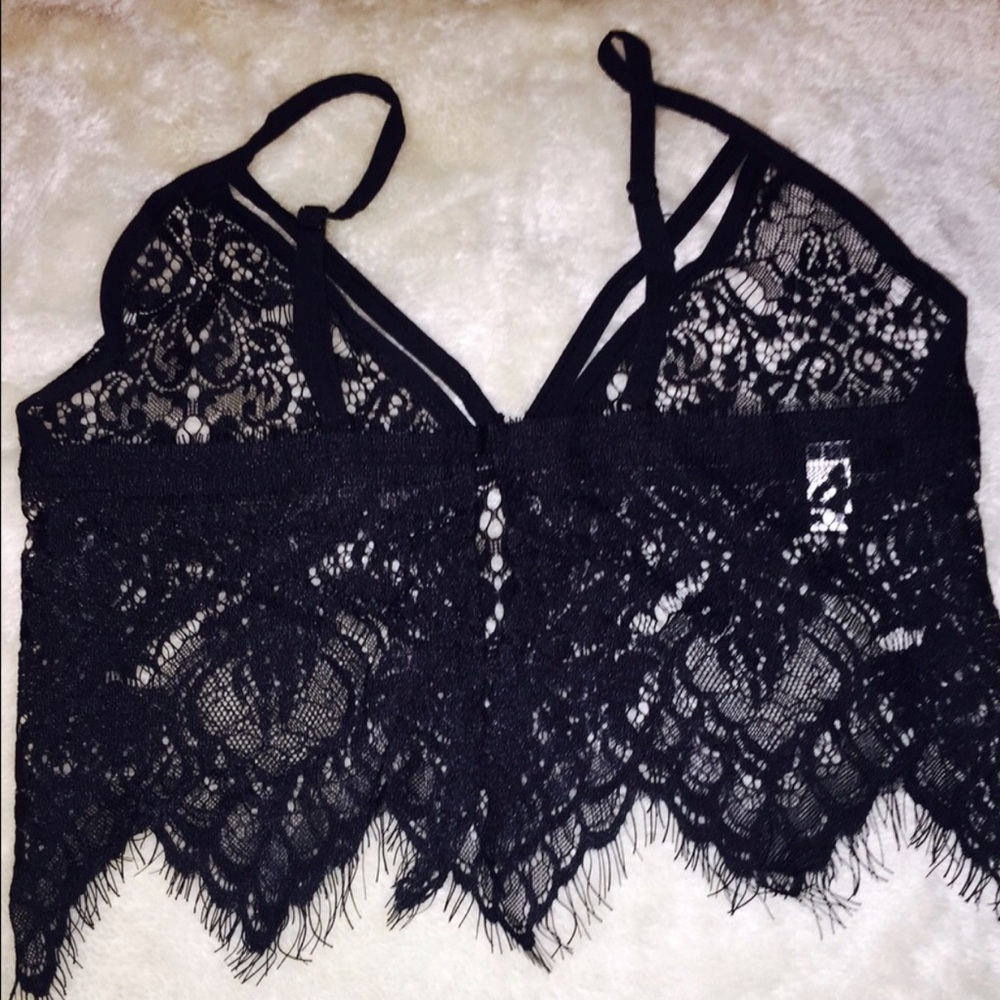 CCO Restocked💘 NEW Black Lace Bralette - Picture 2 of 5